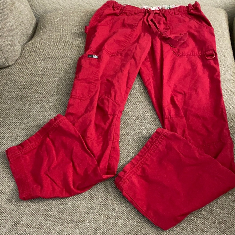 EUC Koi Scrub pants Small Tall